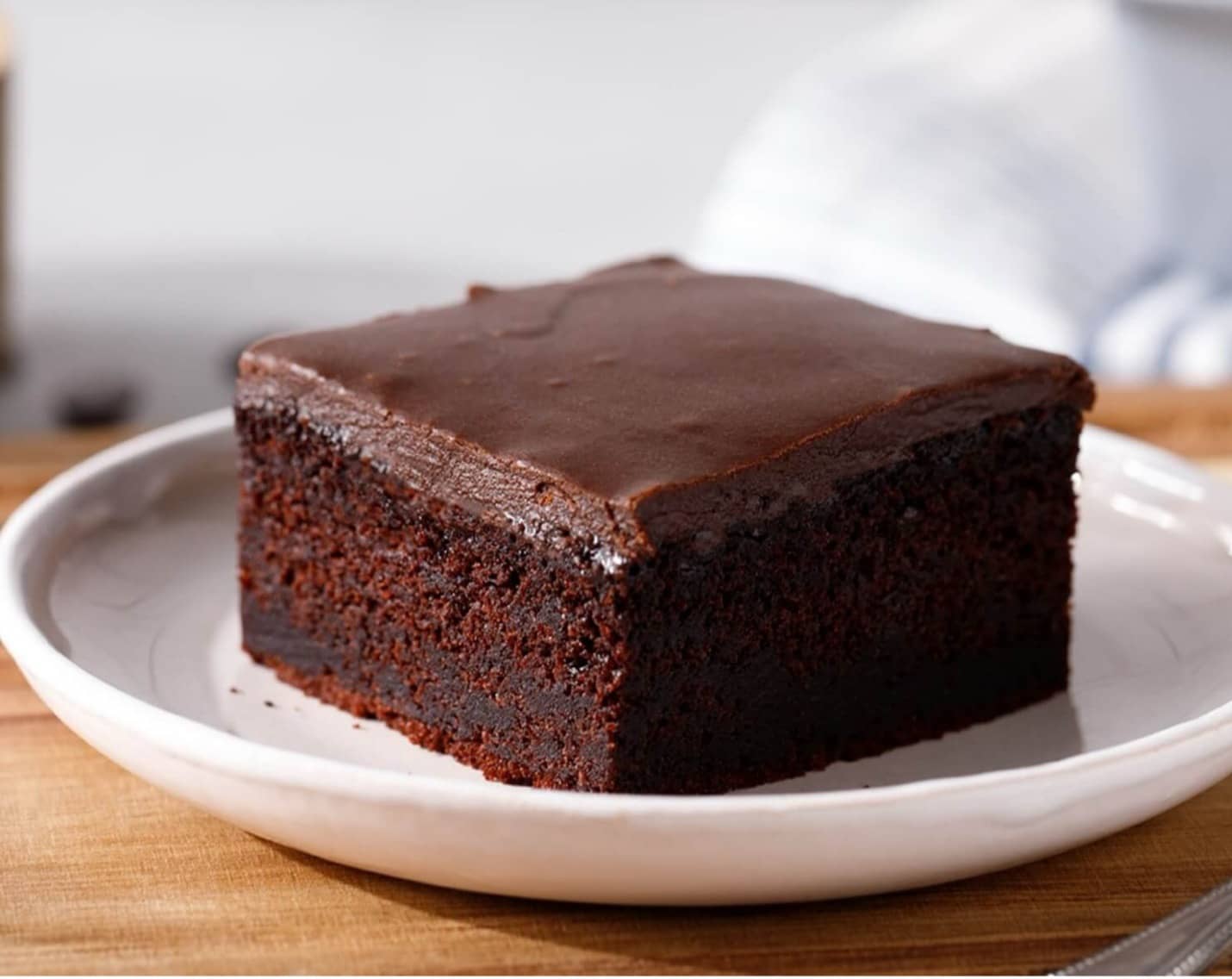 طرز تهیه کیک خیس شکلاتی