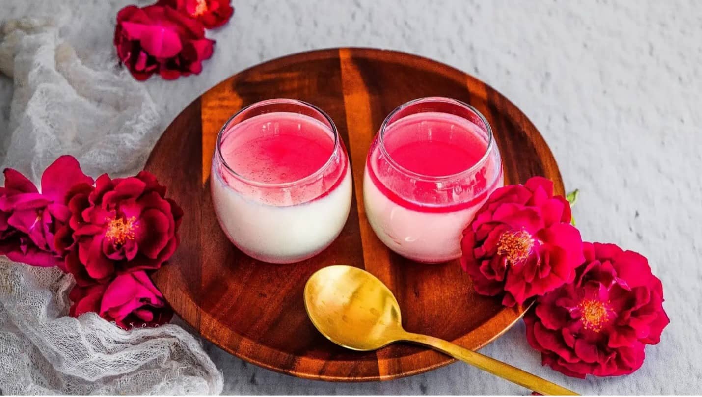 دسر با ژله خوشمزه رنگی