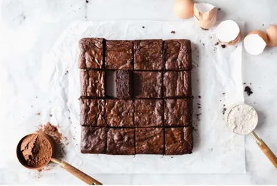 طرز تهیه کیک براونی شکلاتی